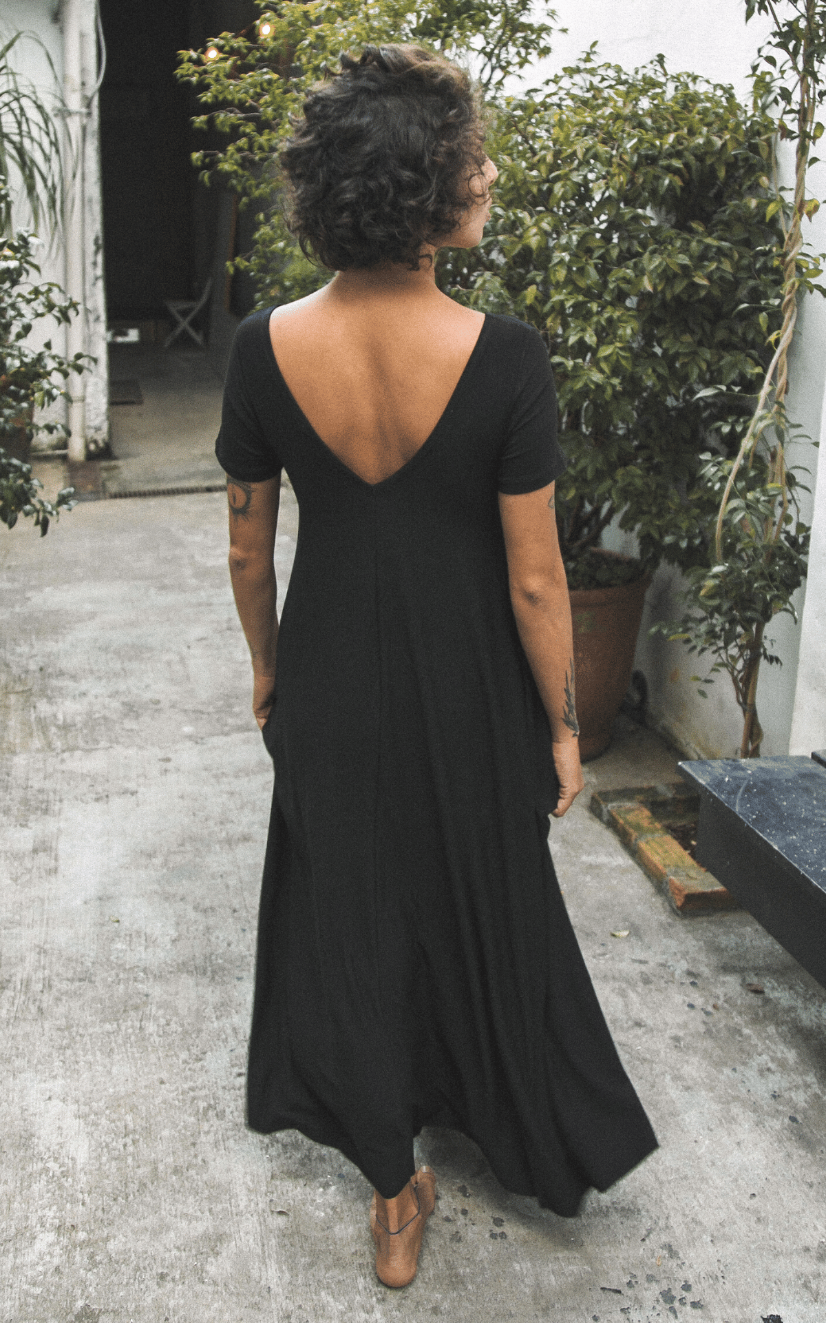 VESTIDO AMPLO PRETO - GIRAFLOR STORE