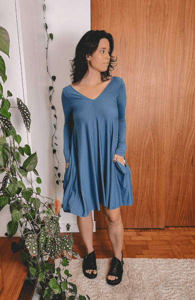 VESTIDO MINI AMPLO MANGA LONGA AZUL CELESTE