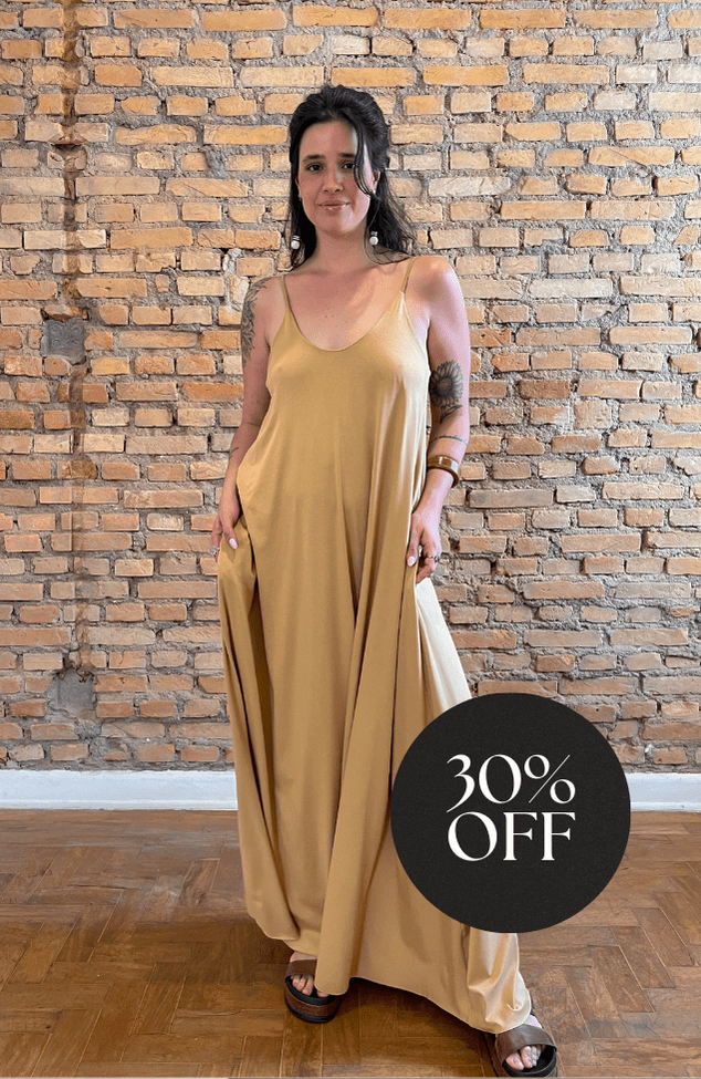 VESTIDO AMPLO ALCINHA AREIA DOURADA